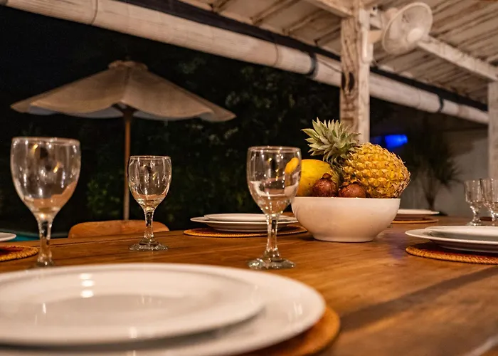 Kura Kura - Newly Renovated 4bdrs Center Bingin Uluwatu (Bali)