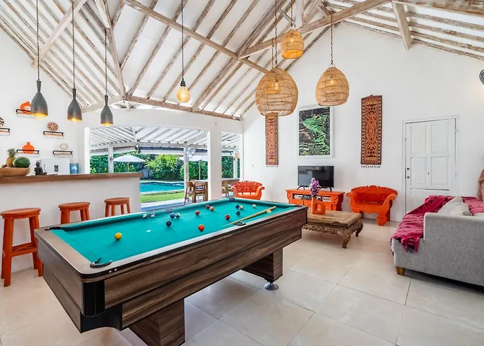 Kura Kura - Newly Renovated 4bdrs Center Bingin Uluwatu (Bali)